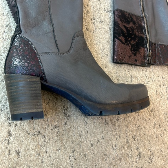 Felmini NWOT box size 38 (7.5) Gray Chunky Block Heel purple reptile accents - Picture 13 of 14